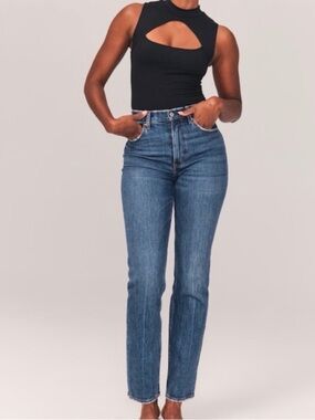 Abercrombie & Fitch 90s Straight Ultra High Rise Blue Denim Jeans Size 27/4